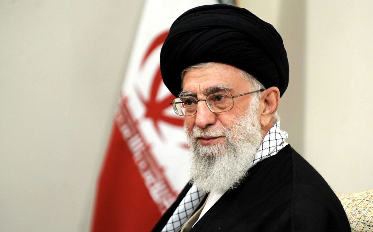 نامه خانواده شهدا و تشکل‌های ایثارگری به رهبر معظم انقلاب و تجدید پیمان با ایشان