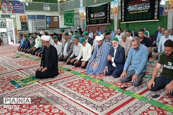 همبستگی مردم بار در اقامه نماز عبادی‌سیاسی جمعه