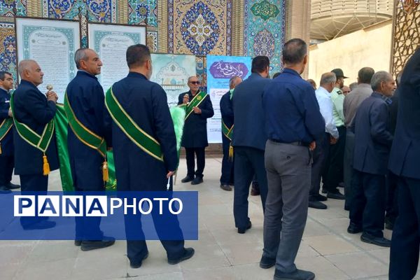 تشییع پیکر شهید دانش‌آموز در شاهچراغ(ع)