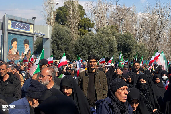  راهپیمایی اقتدار بعد از نماز جمعه - مصلای تهران