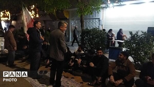 واکس صلواتی در خیابان امام خمینی نیشابور 