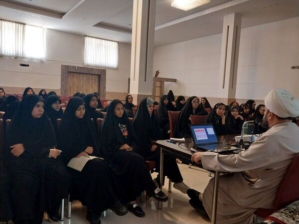 برگزاری اردو یاوران ولایت دانش‌آموزان ناحیه یک