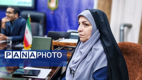 نشست خبری رئیس آموزش و پرورش شهرستان مارگون به‌مناسبت هفته معلم