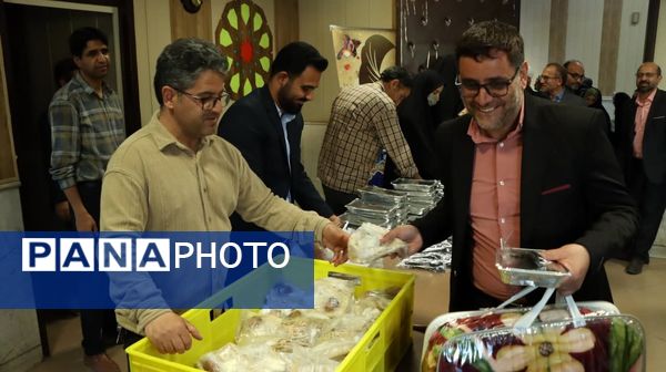 مراسم تجلیل و نکوداشت معاونان و مربیان پرورشی در کاشان