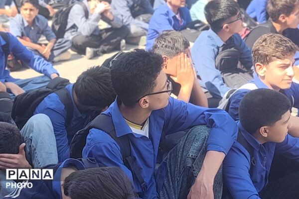 میزبانی مدرسه یاسر از شهید گمنام