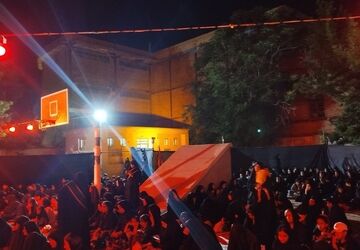 نوجوانان کنگاوری در هیئت دارالقرآن؛ روایت دل‌هایی که با نام حسین(ع) آرام می‌گیرند