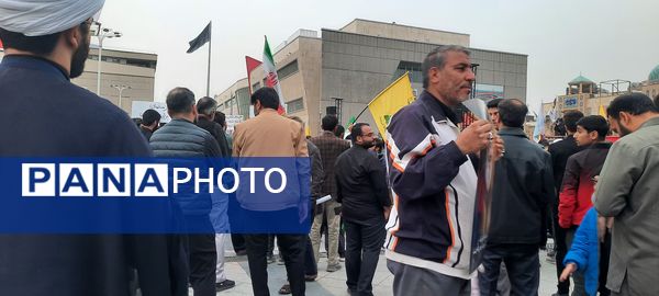 حضور پر شکوه مردم شهید پرور مشهد مقدس در عرصه میدان شهدا