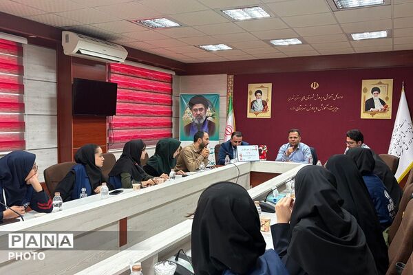 تجلیل از خبرنگاران پانا شهرستان ملارد  