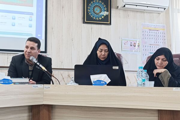 جلسه مراقبین سلامت مدارس در نیشابور 