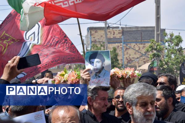 همه چیز برای یک استقبال گرم مهیاست ، با افتخار به پیشواز شهیدمان می آییم 