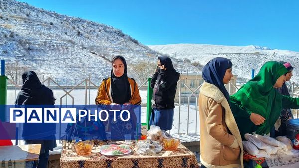 بازارچه کسب و کار دانش‌آموزی مدرسه الزهرا شهرستان مارگون