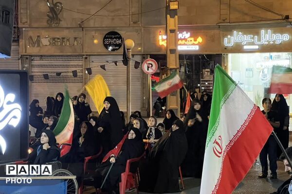 طنین‌انداز شدن فریاد «لبیک یا خامنه‌ای» در قلب فیروزکوه 