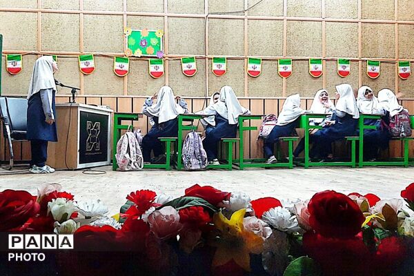 روایت آسمانی فرشتگان میناب در فرهنگسرای امام علی(ع) شهریار