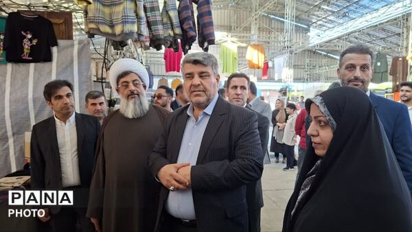افتتاح رسمی نمایشگاه پاییزه در شهرستان ساوجبلاغ