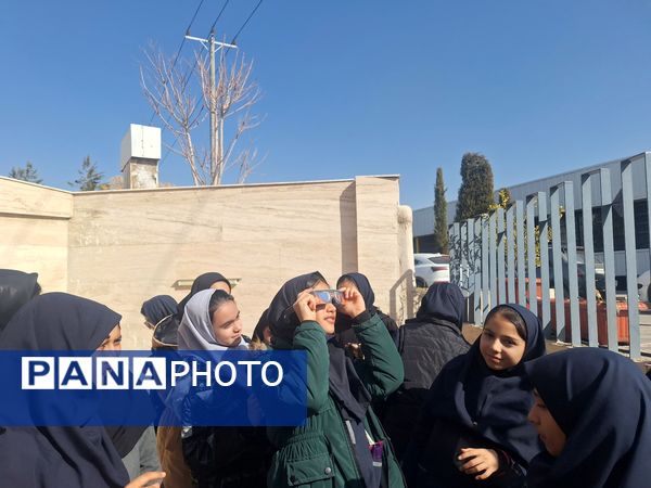 سفر کهکشانی و جشن علم، هیجان و کشف در اردوی علمی فردوسی مشهد