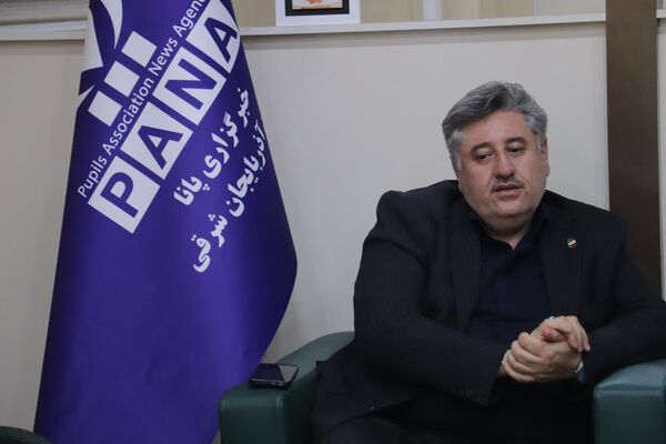 حضور مدیرکل فرهنگ و ارشاد اسلامی آذربایجان شرقی در دفتر خبرگزاری پانا استان به‌مناسبت روز خبرنگار