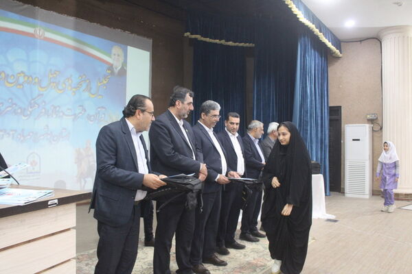 تجلیل از نخبه‌های چهل و دومین دوره مسابقات قرآن، عترت و نماز ، فرهنگی و هنری و پویش مهر استان بوشهر