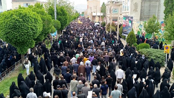 حضور پرشور مردم در آیین تشییع شهید خدمت سرهنگ دوم بهروز قدیمی در ابهر 