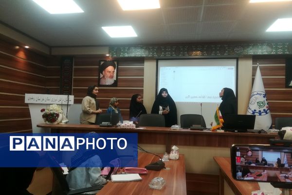 آخرین جلسه دوره آموزشی مجری شو