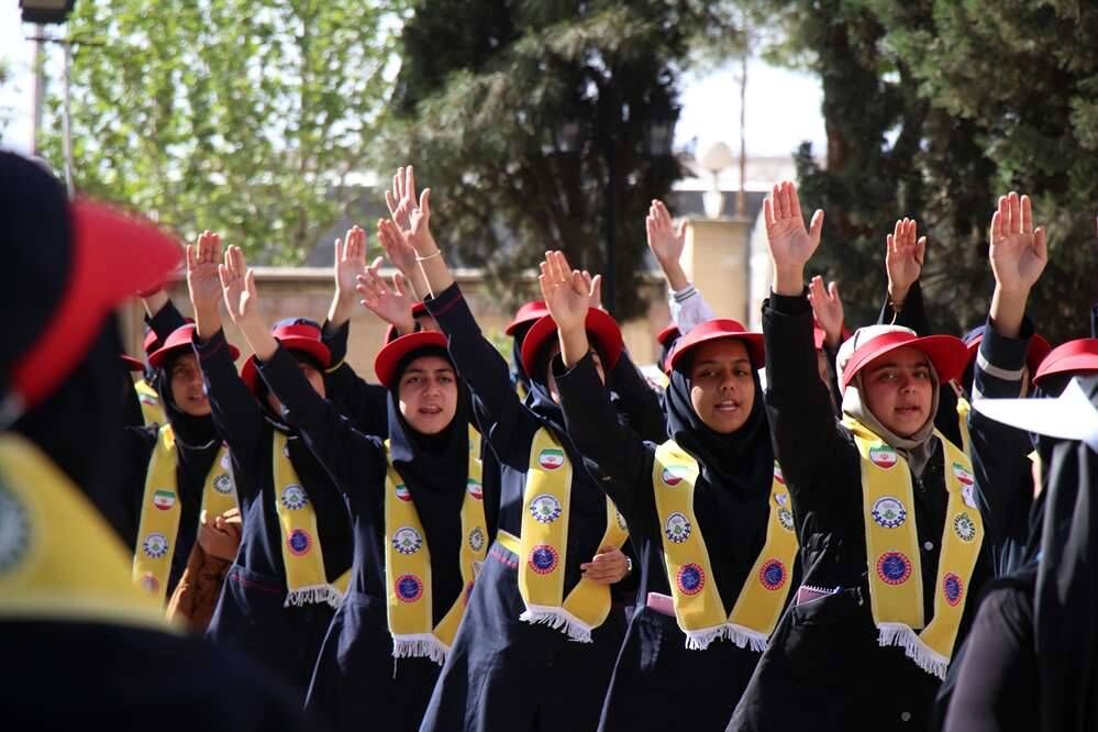 سازمان دانش‌آموزی مدرسه‌ای واقعی برای زندگی است