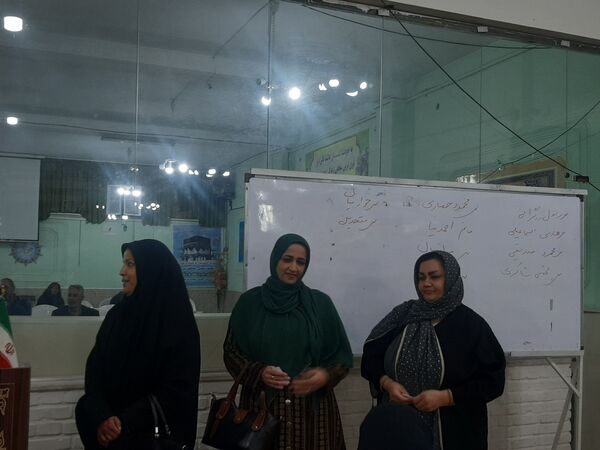 اولین جلسه انجمن اولیای دبیرستان شاهد ابوذر غفاری نیشابور 
