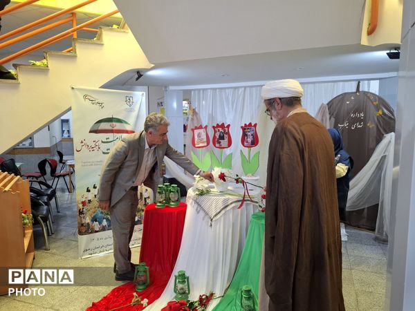 کاشت نهال به یاد دانش آموزان شهید میناب در دبستان آرمینه مصلی نژاد