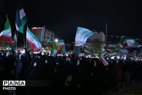 حضور پرشور و اقتدار مردم مشهد در سی و یکمین شب حماسه خیابانی (۲)