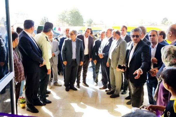 ایثار مثال زدنی مادر گرانقدر شهدای یزدان؛ احداث مدرسه در شهرستان مبارکه