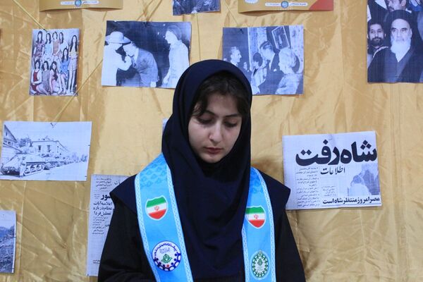افتتاحیه «مدرسه انقلاب» در مدرسه تقوی‌پیشگان بهارستان‌دو