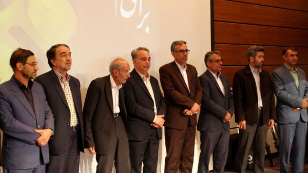 همایش بزرگداشت مقام معلم آموزش و پرورش ناحیه 2 زنجان