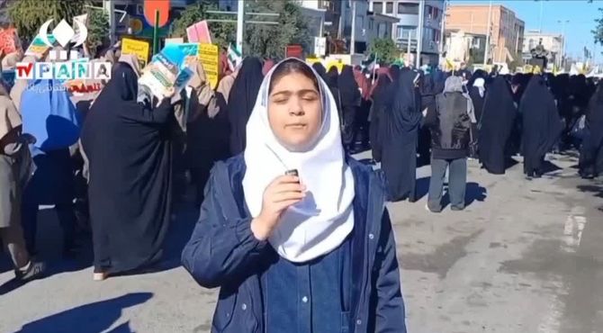 آبان نماد مقاومت، همبستگی و امید به آینده‌ای روشن برای کشور