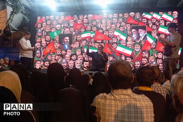 شور و حماسه مردمی در شهرستان قرچک در تجمعات مردمی