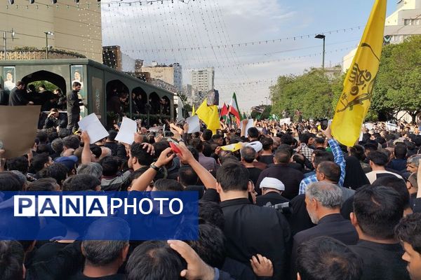 وداع تاریخی مشهدی‌ها با خادم‌الرضا؛ شهید جمهور