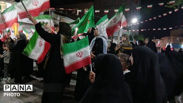 صدمین شب پایداری و ایستادگی مردم پای ایران اسلامی 