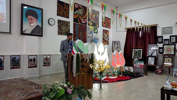 همایش «یاوران انقلاب» پیشتازان هنرستان شهریار تبریز