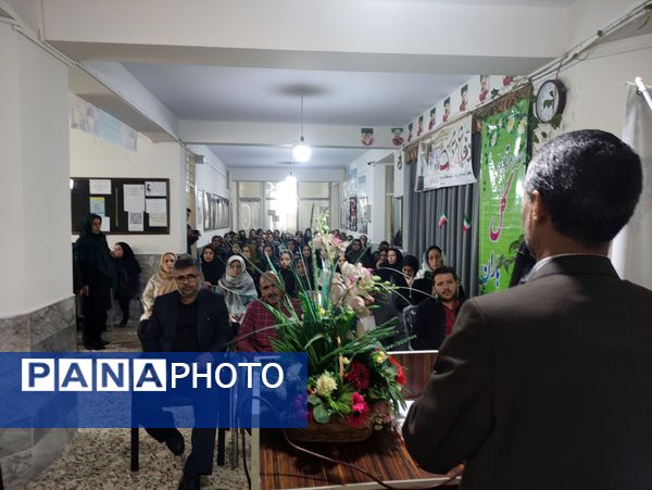 برگزاری جلسه انجمن اولیا و مربیان در دبستان هیات امنایی قرآنی مبین شیروان