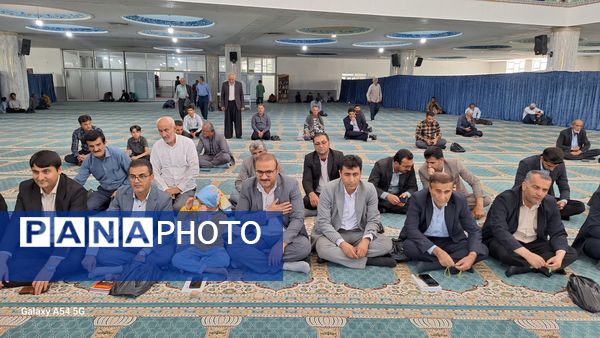 گرامیداشت روز معلم در نماز جمعه لردگان 