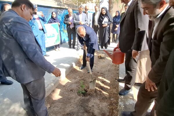 زنگ مهر در مدارس فریمان