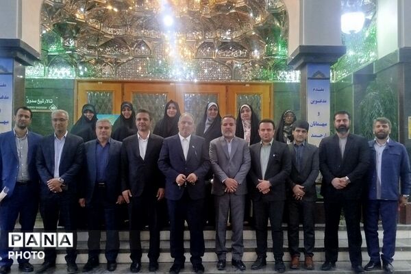 همایش یادواره شهدای معلم جنگ رمضان در ناحیه دو شهرری 