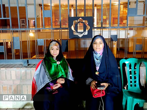 هم‌ صدایی کرمانی ها در حمایت از آرمان ها 