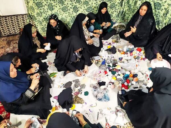 ساخت بیش از ۴۰۰ عروسک در آستانه شهادت حضرت رقیه سلام الله علیها 
