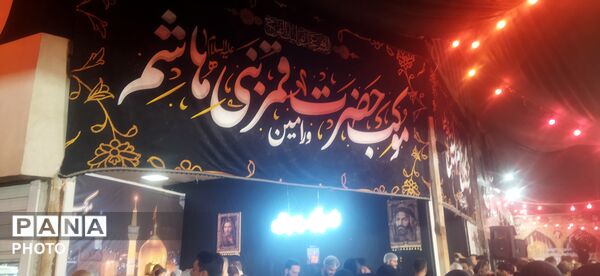مهمان نوازی مشهدی ها در موکب قمر بنی هاشم