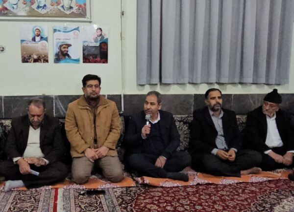 ملاقات مردمی فرماندار فلاورجان با شهروندان روستاهای اردال و شاه شمس الدین 