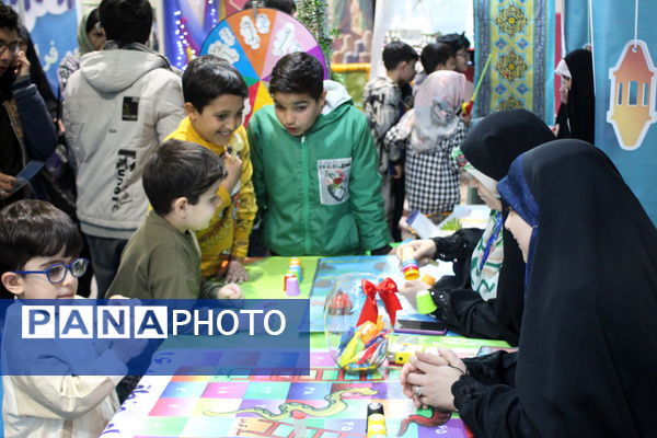  حال هوای غرفه وزارت آموزش و پرورش در سی و دومین نمایشگاه بین‌المللی قرآن کریم 