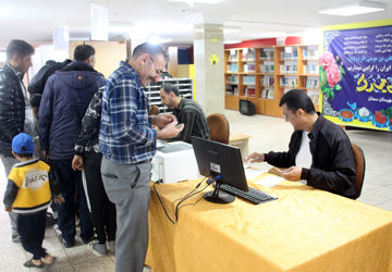 پذیرش مسافران در ستاد اسکان نوروزی شهرستان سمنان 