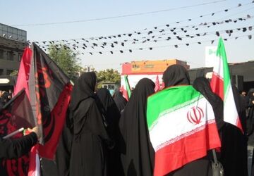 پیاده روی جاماندگان اربعین حسینی از میدان امام حسین تا شهرری 