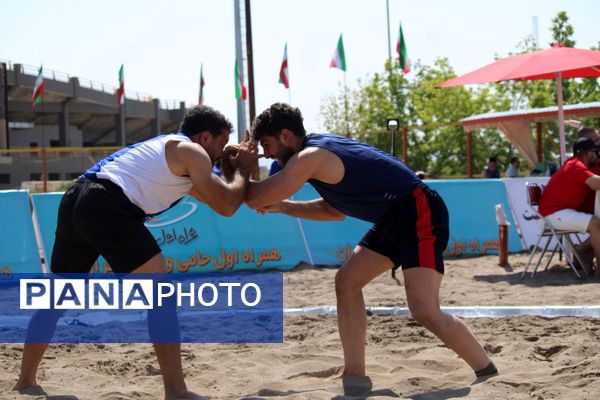 مسابقات کشوری انتخابی تیم ملی کُشتی ساحلی در بناب