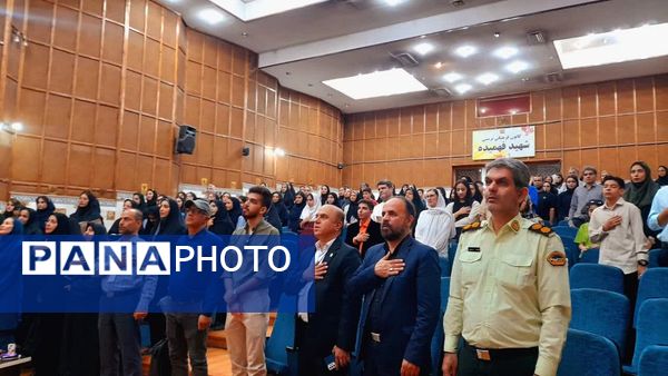 برگزاری اختتامیه جشنواره نوجوان سالم و یاریگران زندگی در کانون شهید فهمیده کرج