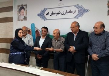 تقدیری از شکوه قلم قهرمانان بی‌ادعا