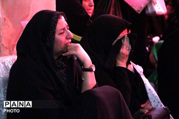 معصومیت در آغوش عزای کربلا